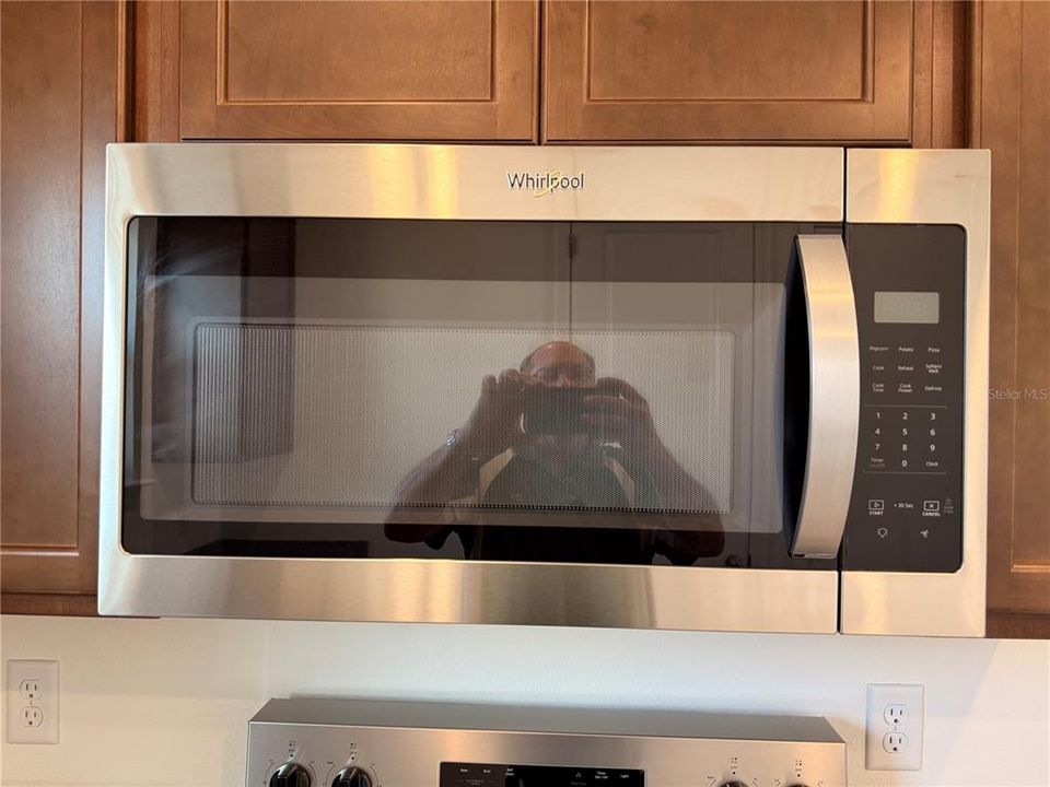 For Rent: $1,900 (1 beds, 1 baths, 79 Square Feet)