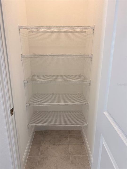 For Rent: $1,900 (1 beds, 1 baths, 79 Square Feet)