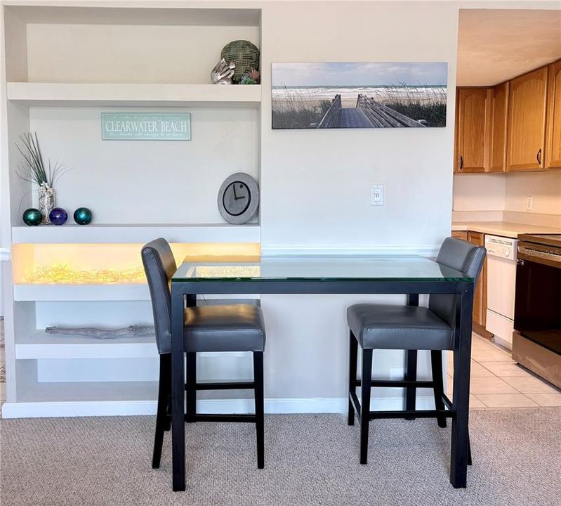 出租: $3,000 (1 贝兹, 1 浴室, 775 平方英尺)