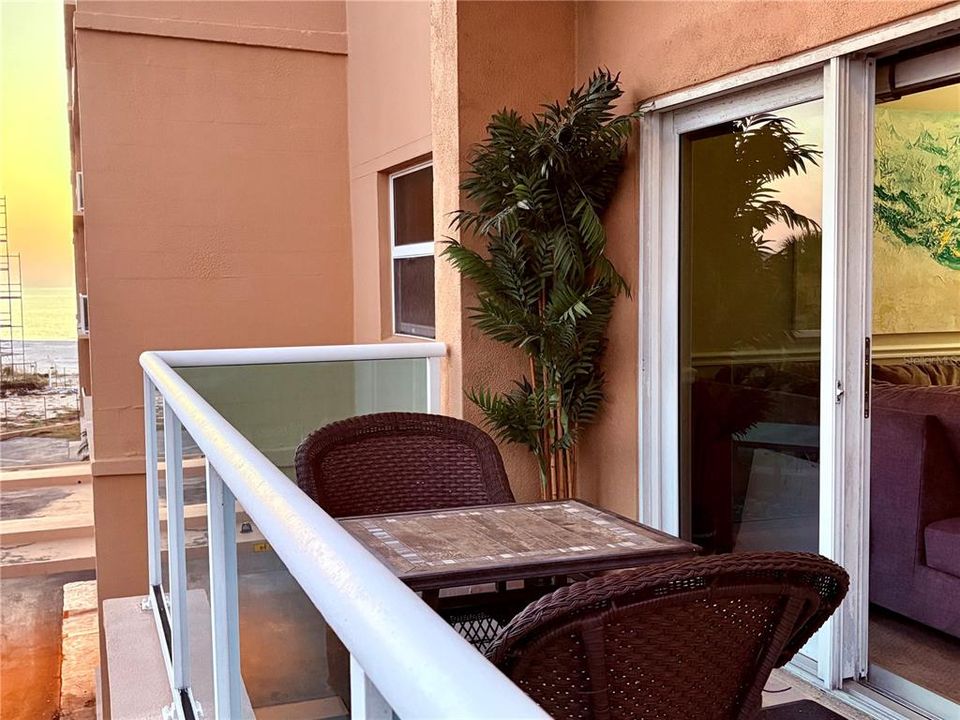 出租: $3,000 (1 贝兹, 1 浴室, 775 平方英尺)