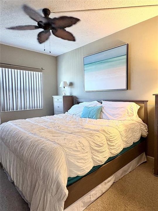 出租: $3,000 (1 贝兹, 1 浴室, 775 平方英尺)