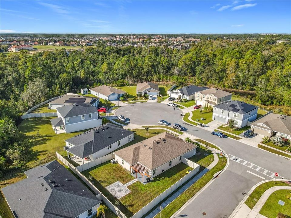 En Venta: $370,000 (4 camas, 2 baños, 1969 Pies cuadrados)