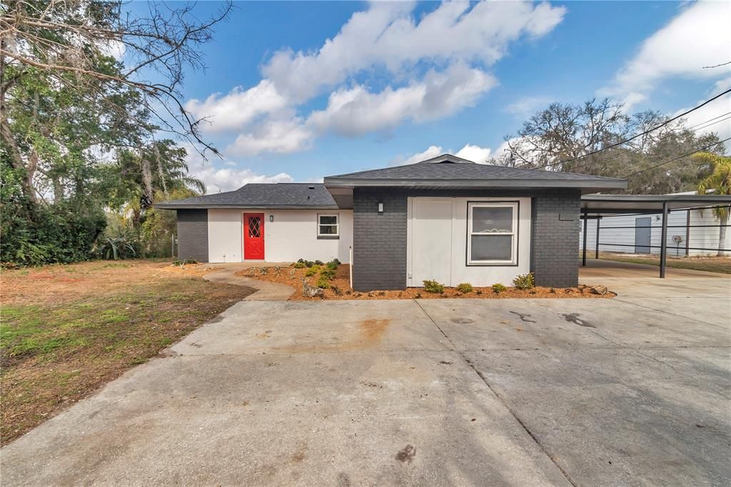 待售: $340,000 (3 贝兹, 1 浴室, 1341 平方英尺)