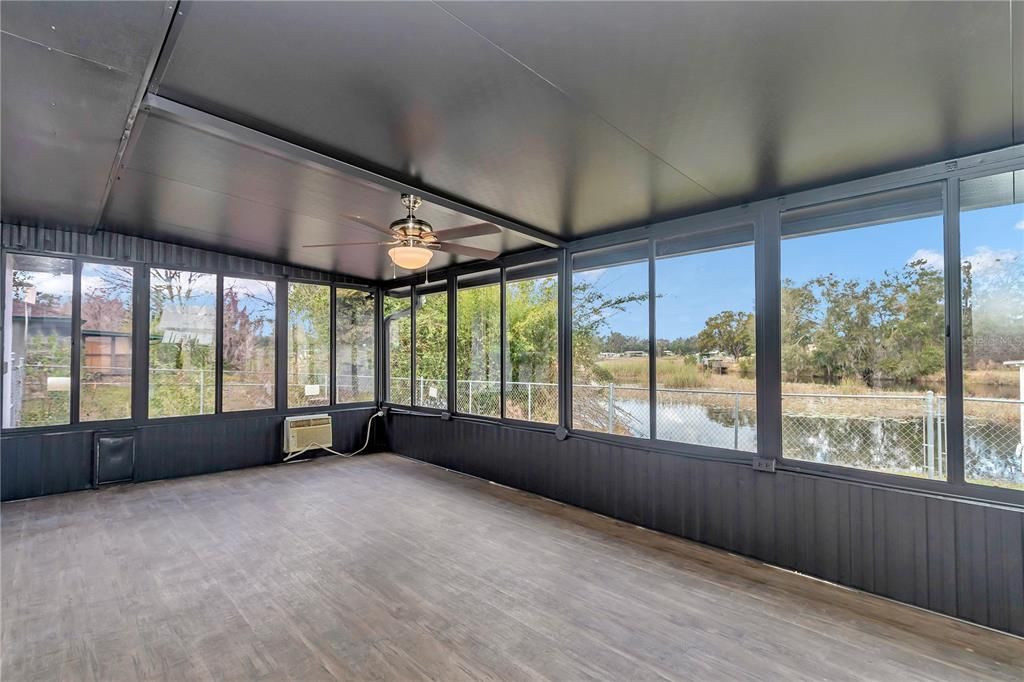 待售: $340,000 (3 贝兹, 1 浴室, 1341 平方英尺)