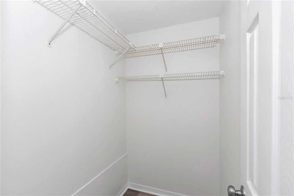 待售: $340,000 (3 贝兹, 1 浴室, 1341 平方英尺)