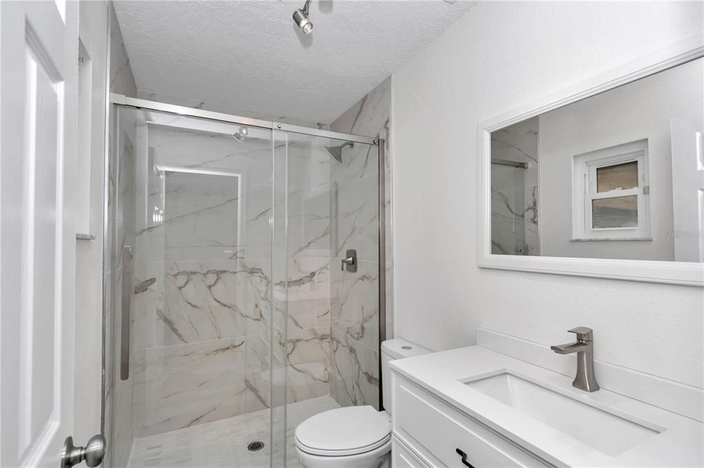 待售: $340,000 (3 贝兹, 1 浴室, 1341 平方英尺)