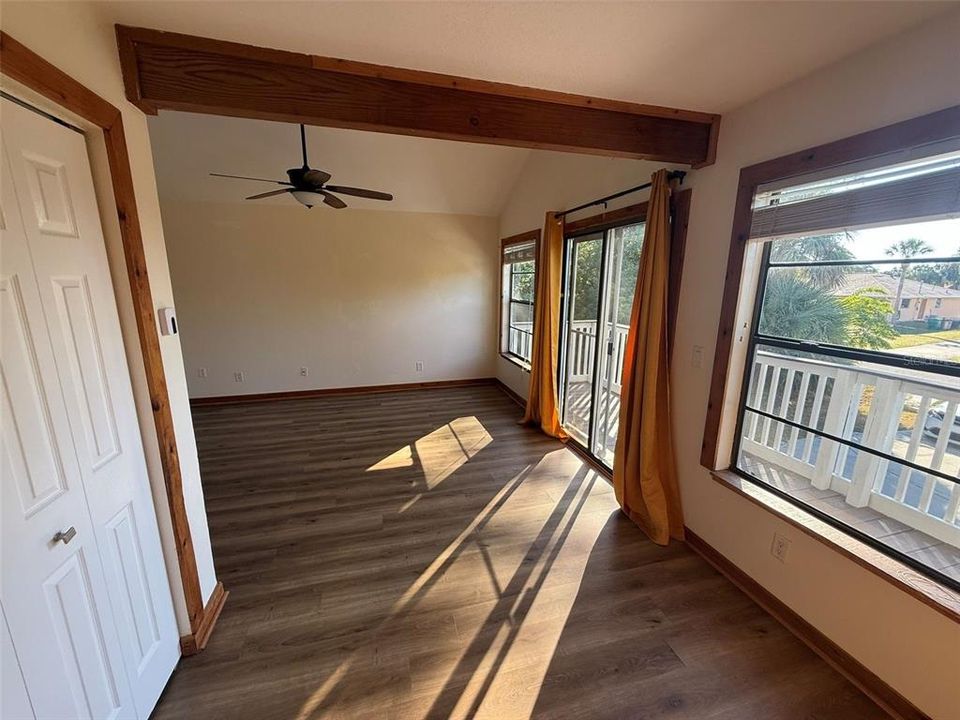 В аренду: $1,700 (3 спален, 2 ванн, 1392 Квадратных фут)