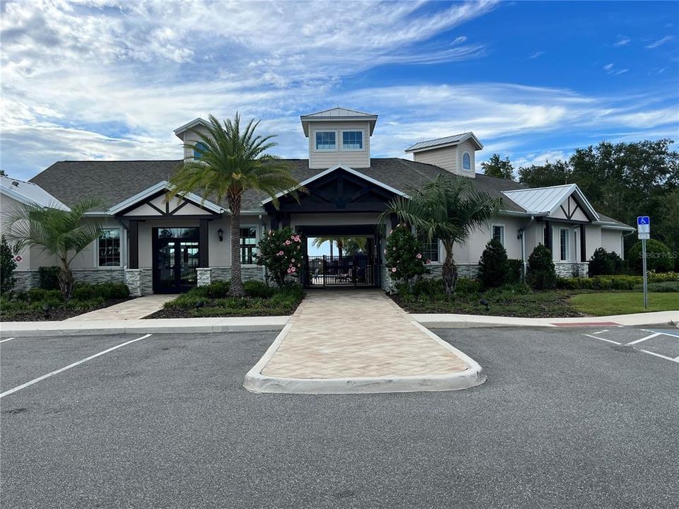 На продажу: $830,000 (5 спален, 4 ванн, 4440 Квадратных фут)