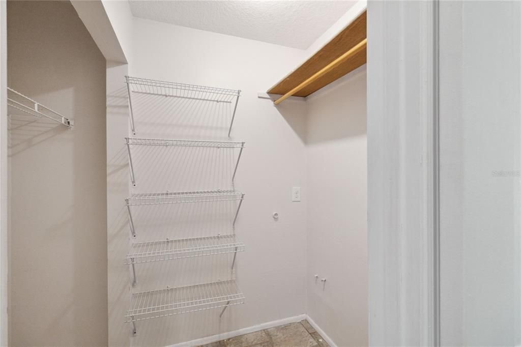 For Sale: $397,998 (3 beds, 2 baths, 2137 Square Feet)