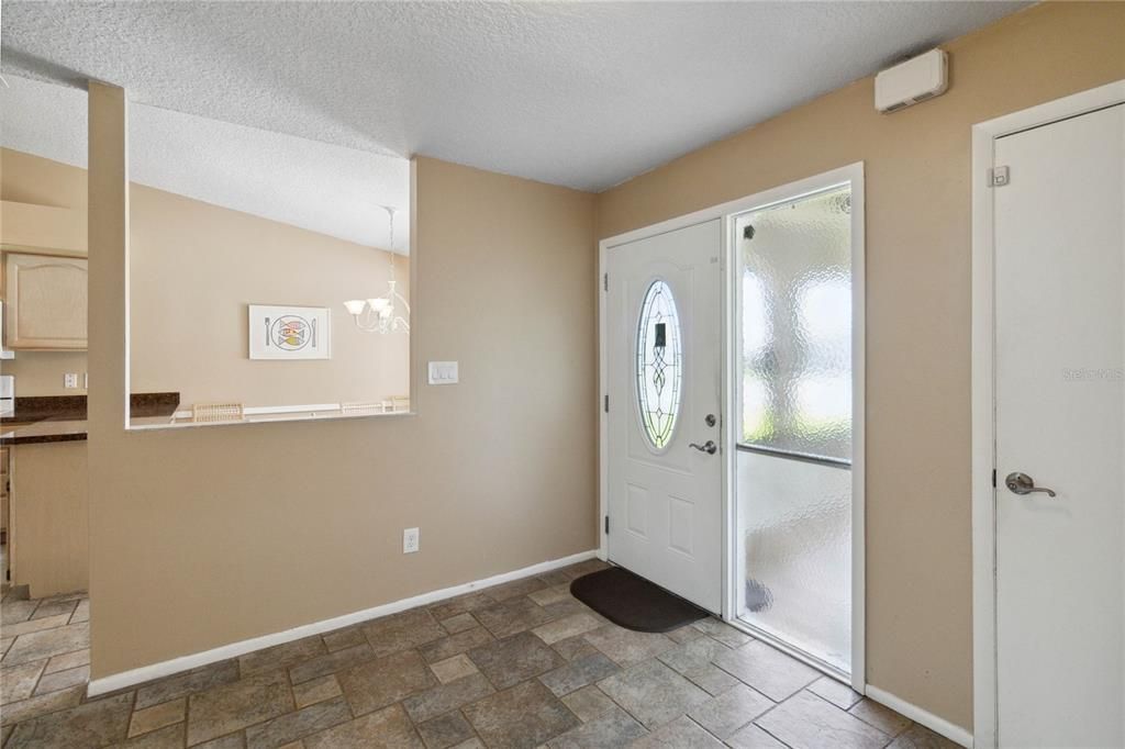 For Sale: $397,998 (3 beds, 2 baths, 2137 Square Feet)