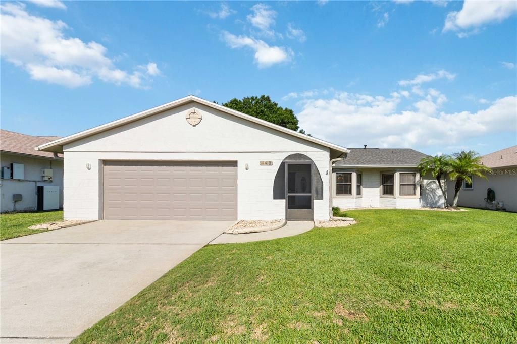 For Sale: $397,998 (3 beds, 2 baths, 2137 Square Feet)