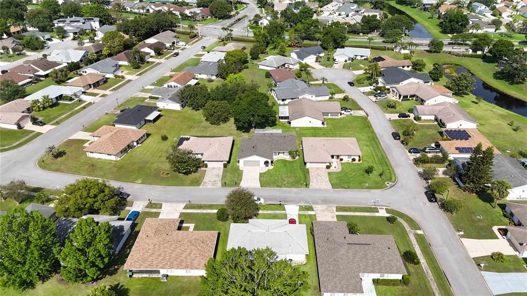 For Sale: $397,998 (3 beds, 2 baths, 2137 Square Feet)