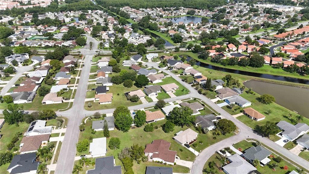 For Sale: $397,998 (3 beds, 2 baths, 2137 Square Feet)