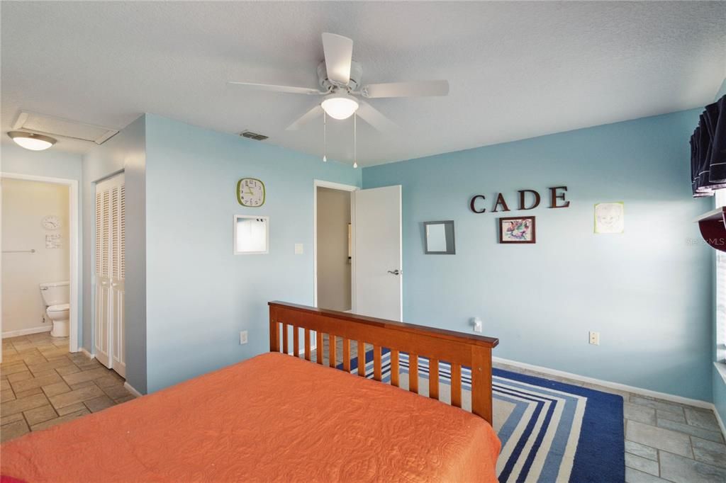 For Sale: $397,998 (3 beds, 2 baths, 2137 Square Feet)