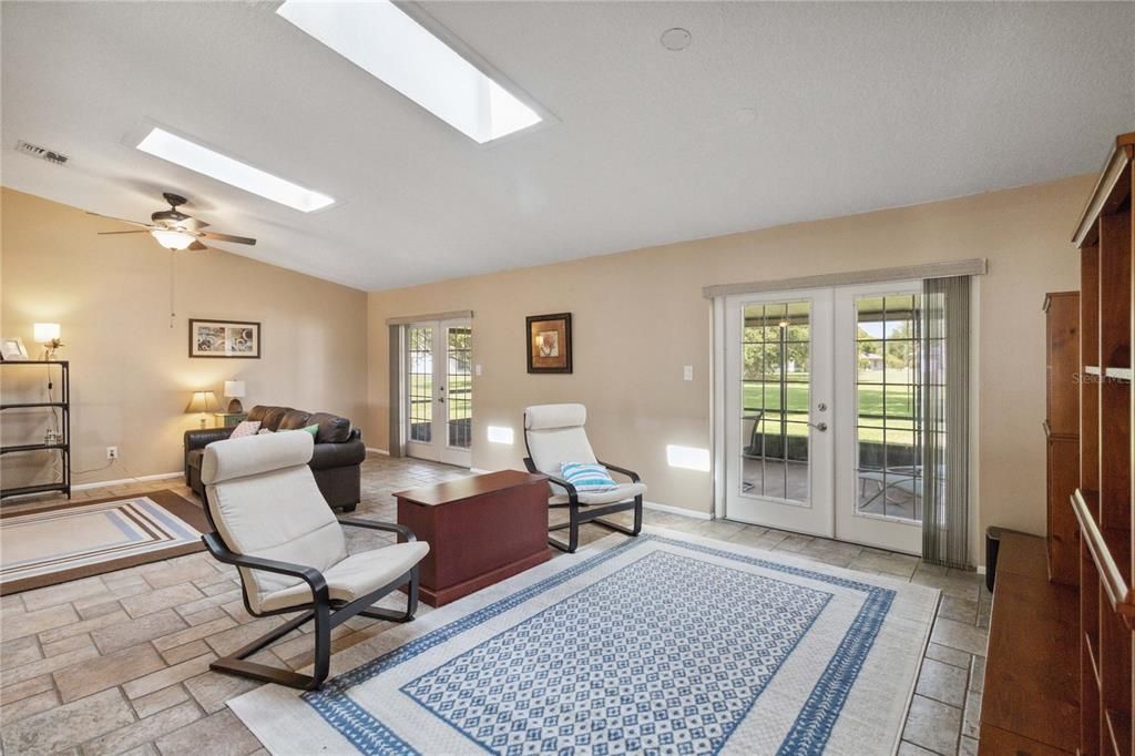 For Sale: $397,998 (3 beds, 2 baths, 2137 Square Feet)