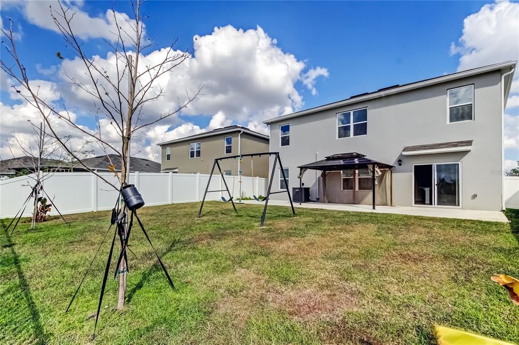 En Venta: $419,000 (5 camas, 3 baños, 2696 Pies cuadrados)