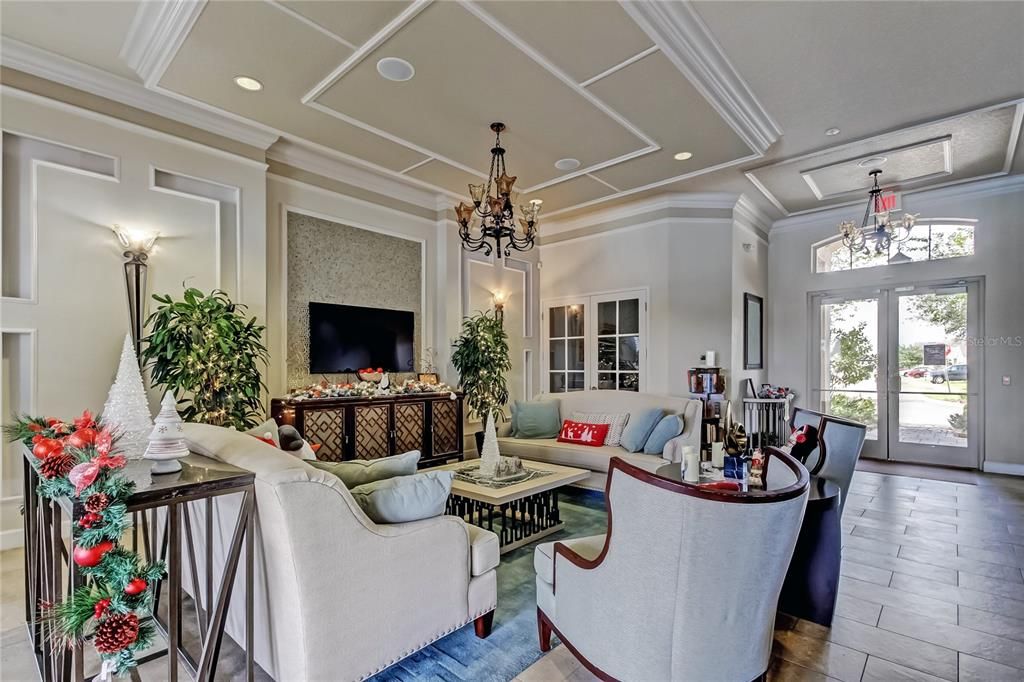 En Venta: $419,000 (5 camas, 3 baños, 2696 Pies cuadrados)