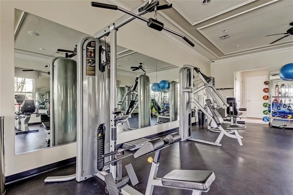 En Venta: $419,000 (5 camas, 3 baños, 2696 Pies cuadrados)