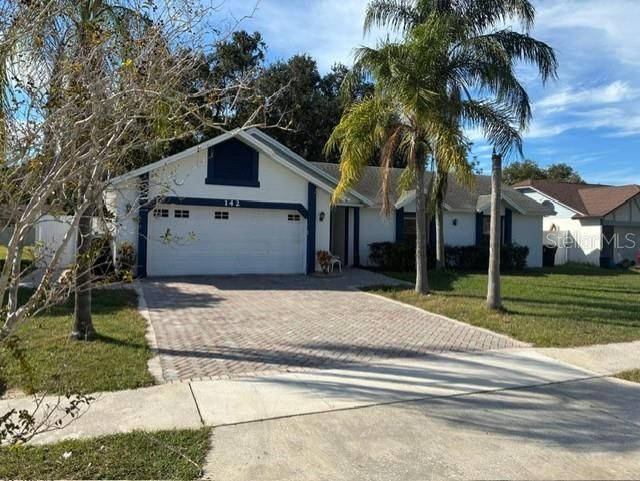 В аренду: $2,700 (4 спален, 2 ванн, 1745 Квадратных фут)