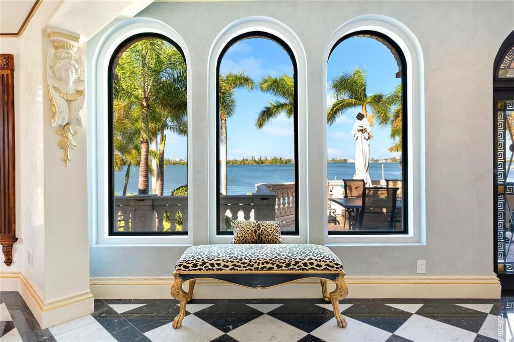 待售: $26,400,000 (4 贝兹, 4 浴室, 10697 平方英尺)