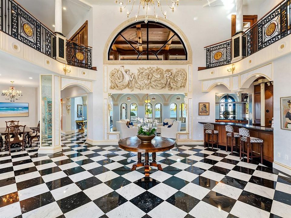 待售: $26,400,000 (4 贝兹, 4 浴室, 10697 平方英尺)