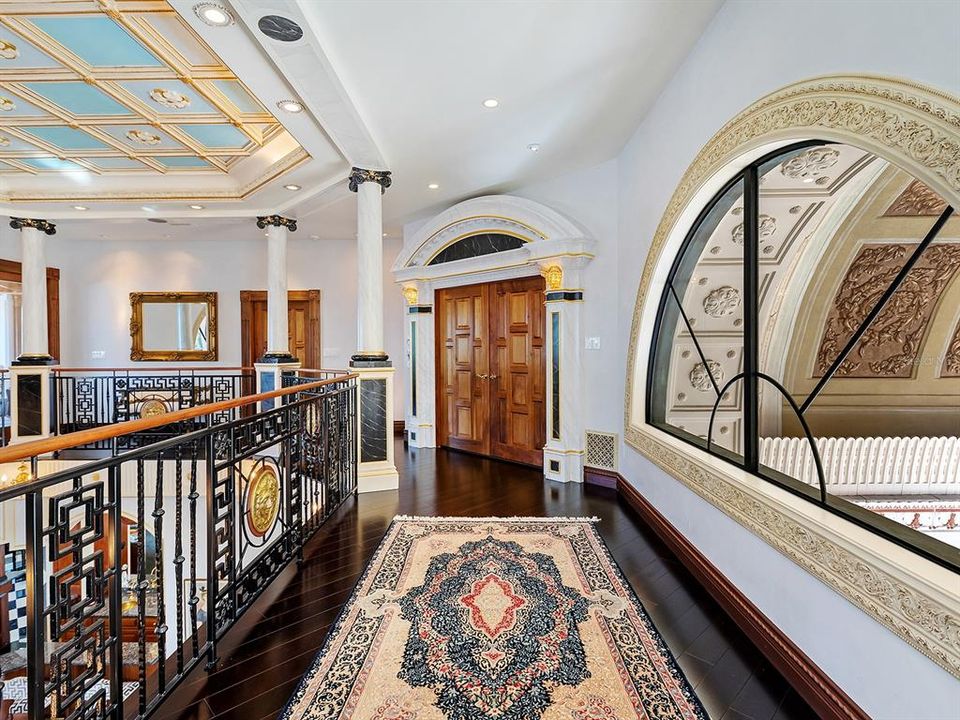 待售: $26,400,000 (4 贝兹, 4 浴室, 10697 平方英尺)