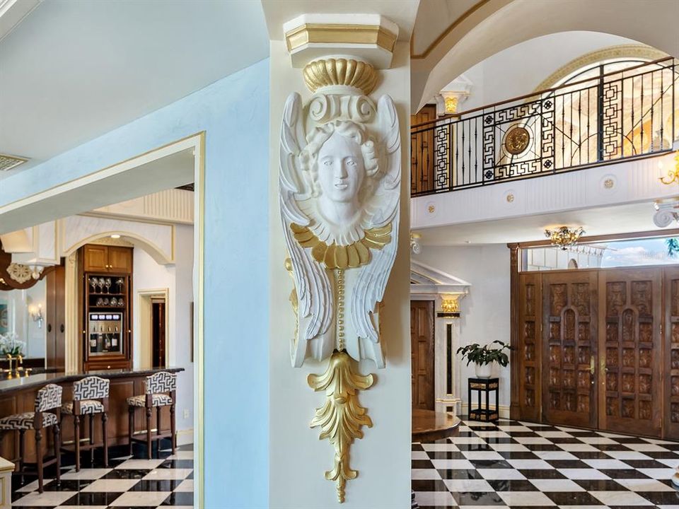 待售: $26,400,000 (4 贝兹, 4 浴室, 10697 平方英尺)