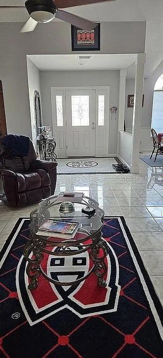 For Sale: $429,900 (3 beds, 2 baths, 1833 Square Feet)