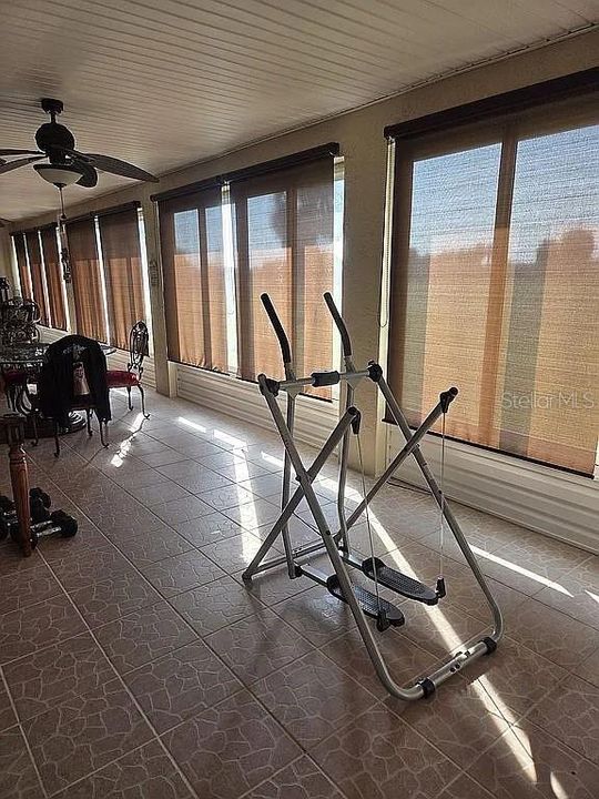 For Sale: $429,900 (3 beds, 2 baths, 1833 Square Feet)