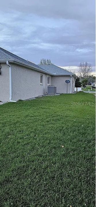 For Sale: $429,900 (3 beds, 2 baths, 1833 Square Feet)