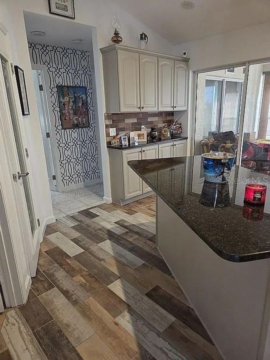 For Sale: $429,900 (3 beds, 2 baths, 1833 Square Feet)