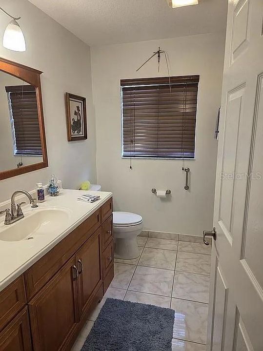 For Sale: $429,900 (3 beds, 2 baths, 1833 Square Feet)