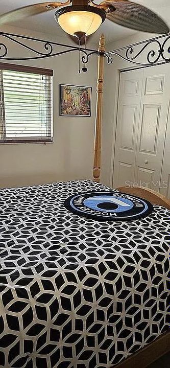 For Sale: $429,900 (3 beds, 2 baths, 1833 Square Feet)