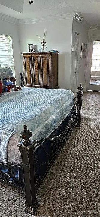 For Sale: $429,900 (3 beds, 2 baths, 1833 Square Feet)