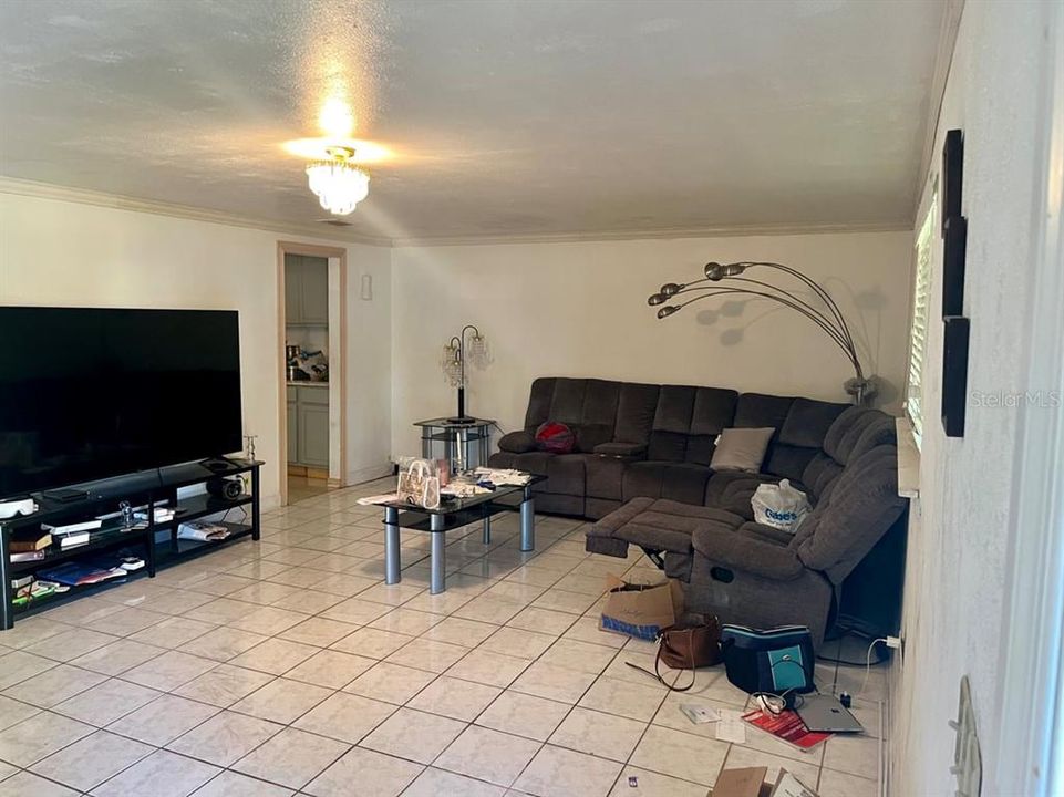 En Venta: $175,000 (3 camas, 2 baños, 1717 Pies cuadrados)