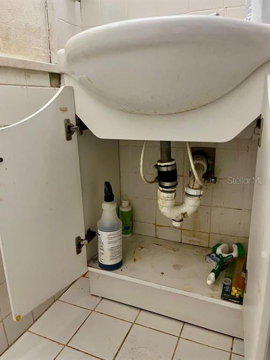 En Venta: $175,000 (3 camas, 2 baños, 1717 Pies cuadrados)