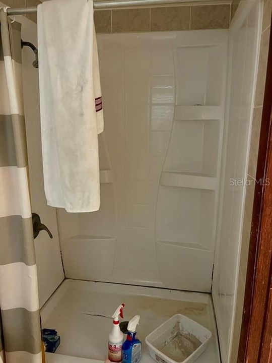 En Venta: $175,000 (3 camas, 2 baños, 1717 Pies cuadrados)