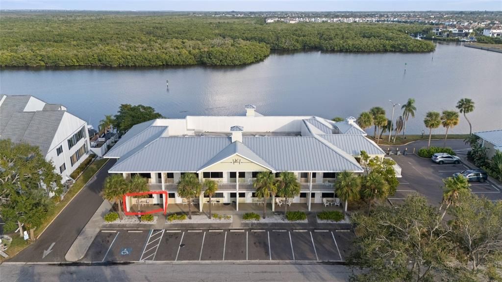 For Sale: $159,000 (1 beds, 1 baths, 445 Square Feet)