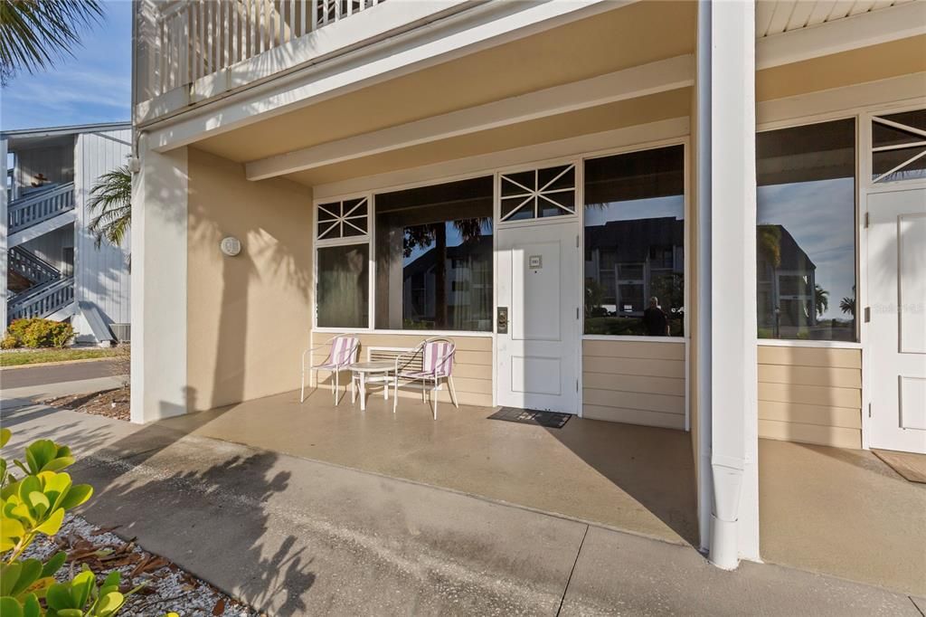 For Sale: $159,000 (1 beds, 1 baths, 445 Square Feet)