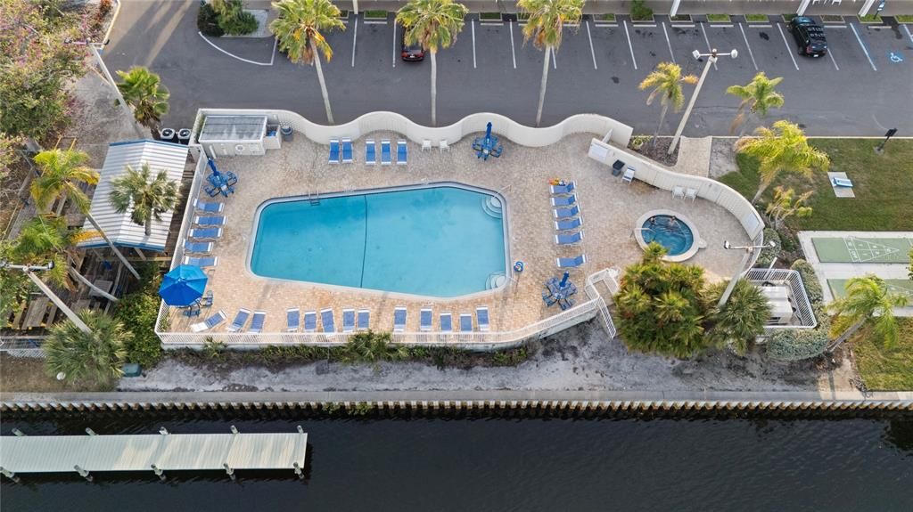 For Sale: $159,000 (1 beds, 1 baths, 445 Square Feet)