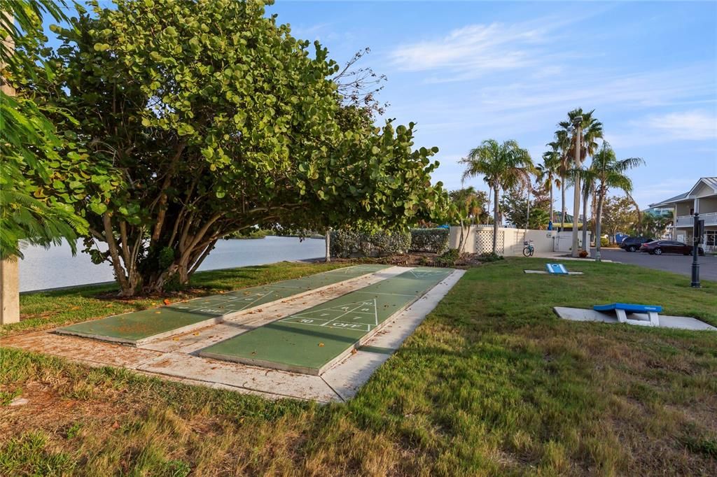 For Sale: $159,000 (1 beds, 1 baths, 445 Square Feet)