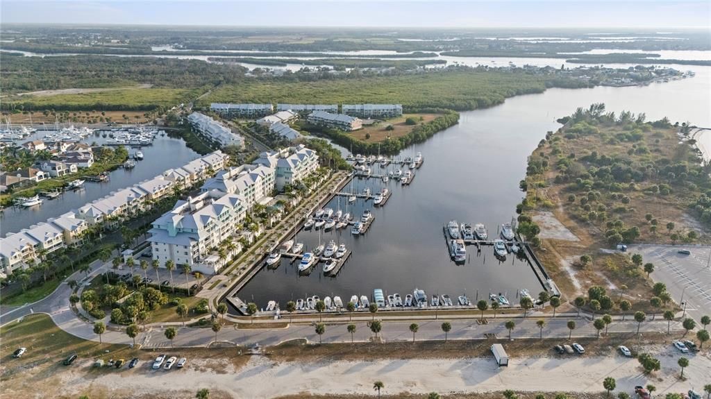 For Sale: $159,000 (1 beds, 1 baths, 445 Square Feet)