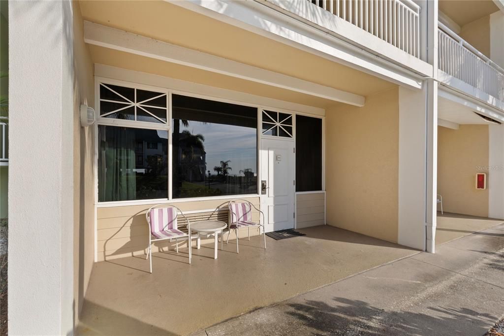 For Sale: $159,000 (1 beds, 1 baths, 445 Square Feet)