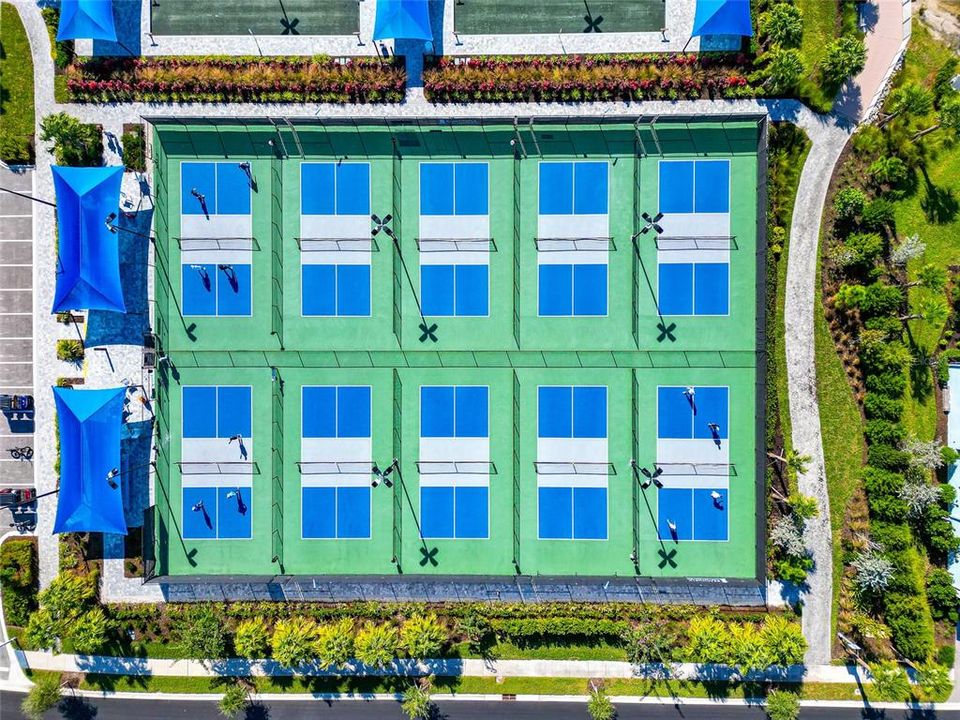 For Sale: $779,900 (3 beds, 2 baths, 2075 Square Feet)