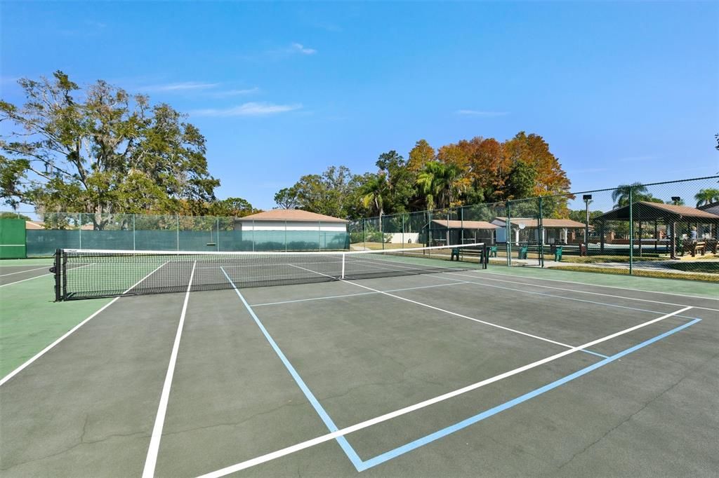 For Sale: $299,000 (2 beds, 2 baths, 1714 Square Feet)