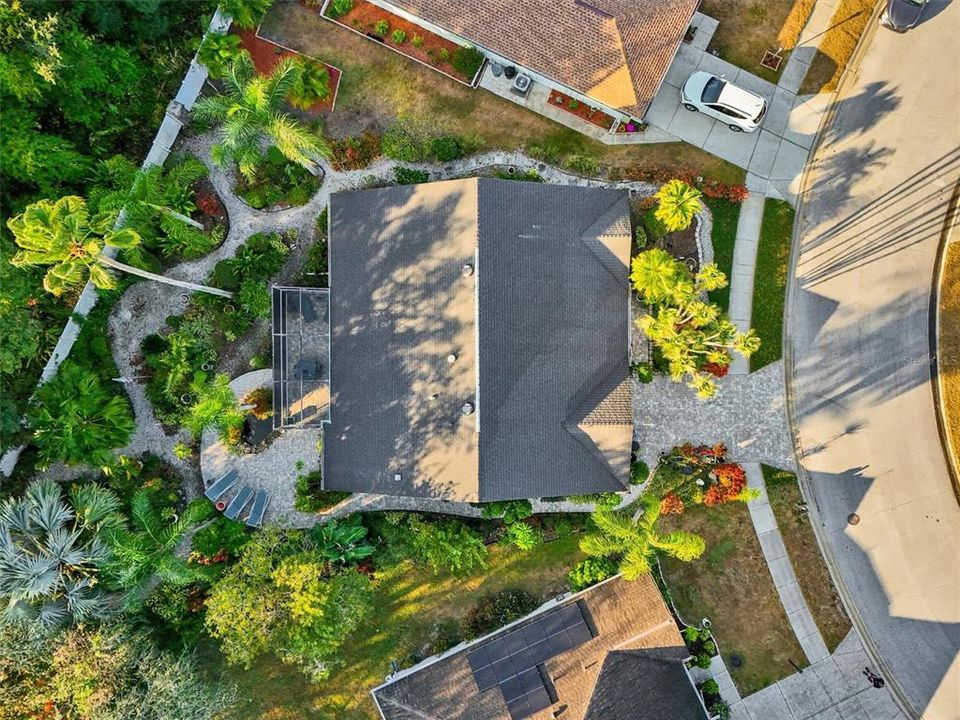 For Sale: $299,000 (2 beds, 2 baths, 1714 Square Feet)