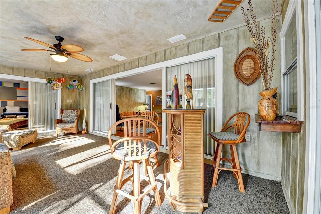 For Sale: $299,000 (2 beds, 2 baths, 1714 Square Feet)