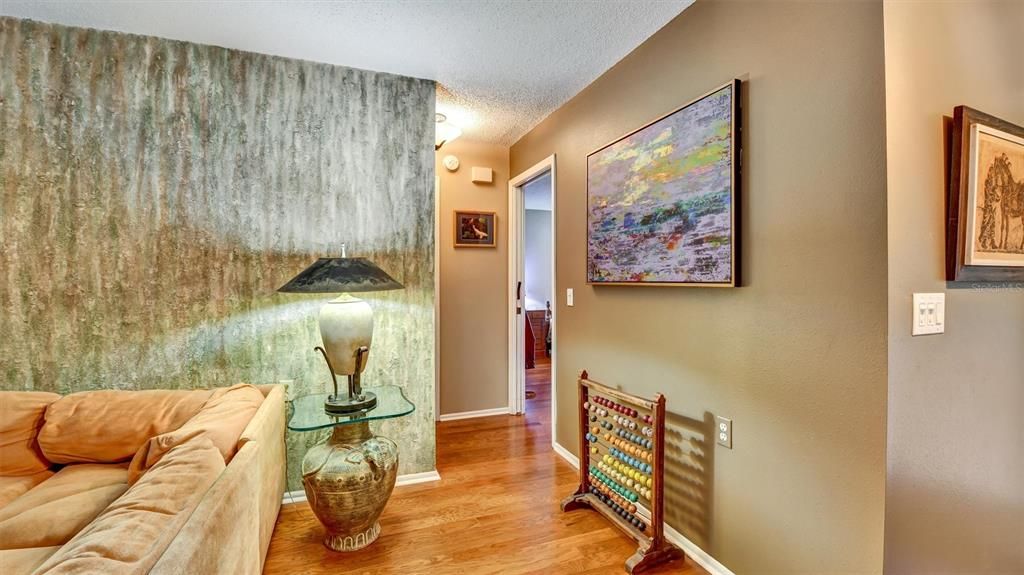 For Sale: $299,000 (2 beds, 2 baths, 1714 Square Feet)