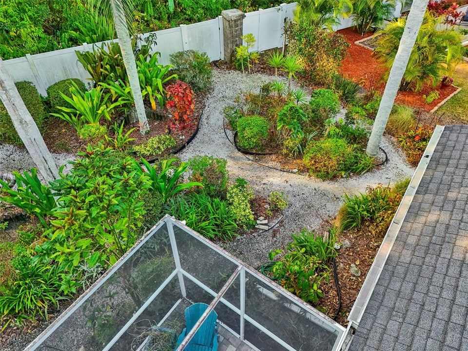 For Sale: $299,000 (2 beds, 2 baths, 1714 Square Feet)