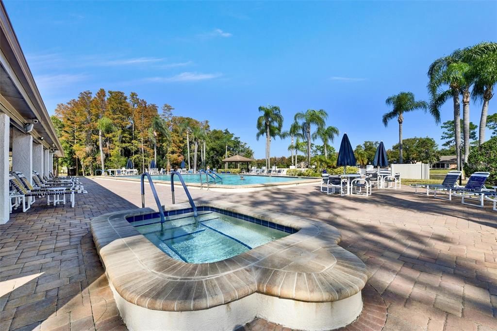 For Sale: $299,000 (2 beds, 2 baths, 1714 Square Feet)